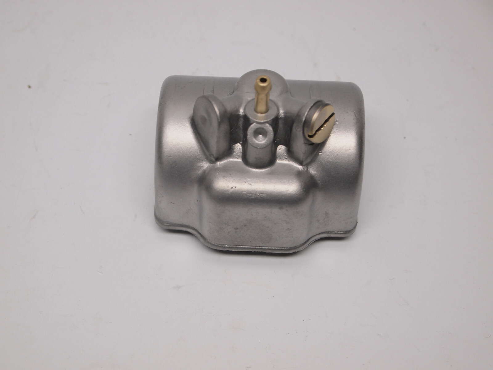 7076 Honda CB750 Carburetor Float Bowl left Side 2のeBay公認海外通販｜セカイモン