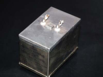 SIEMENS/klangfilm40年代ビンテージコンデンサ0.025uf Siemens Klangfilm Electrolytic capacitor 100uF 385V Glass