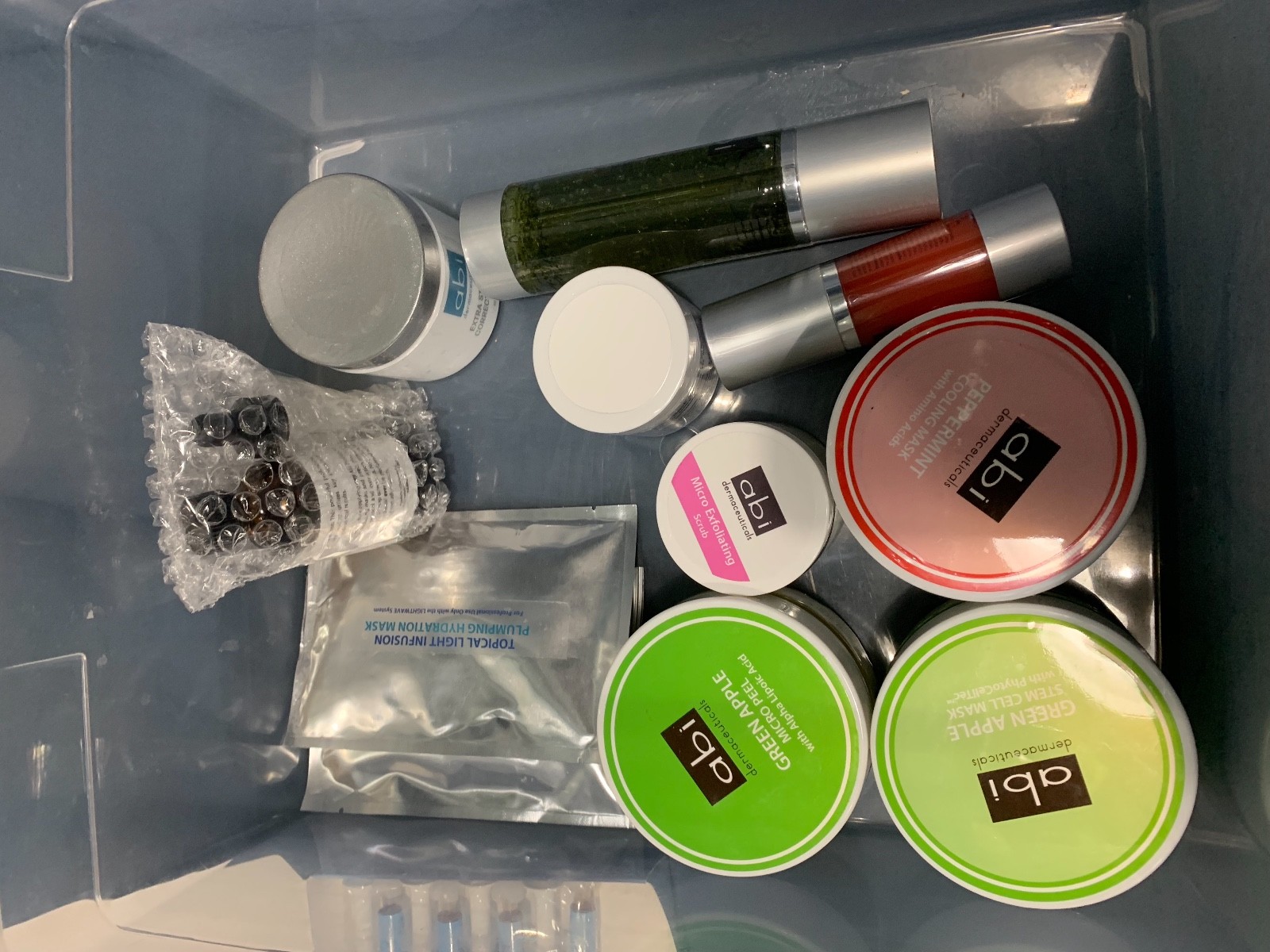 Lightwave React 2880 LED light treatment system