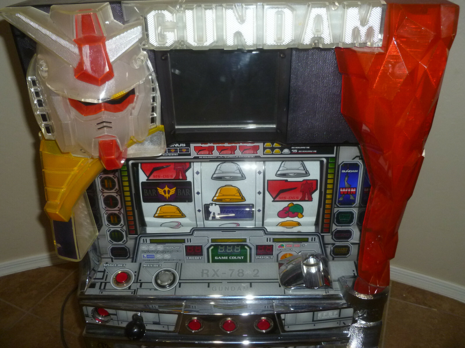 RARE GUNDAM PACHINKO SLOT MACHINE 1 ONE YEAR WAR BANDAI JAPAN IMPORT GAME ROBOT