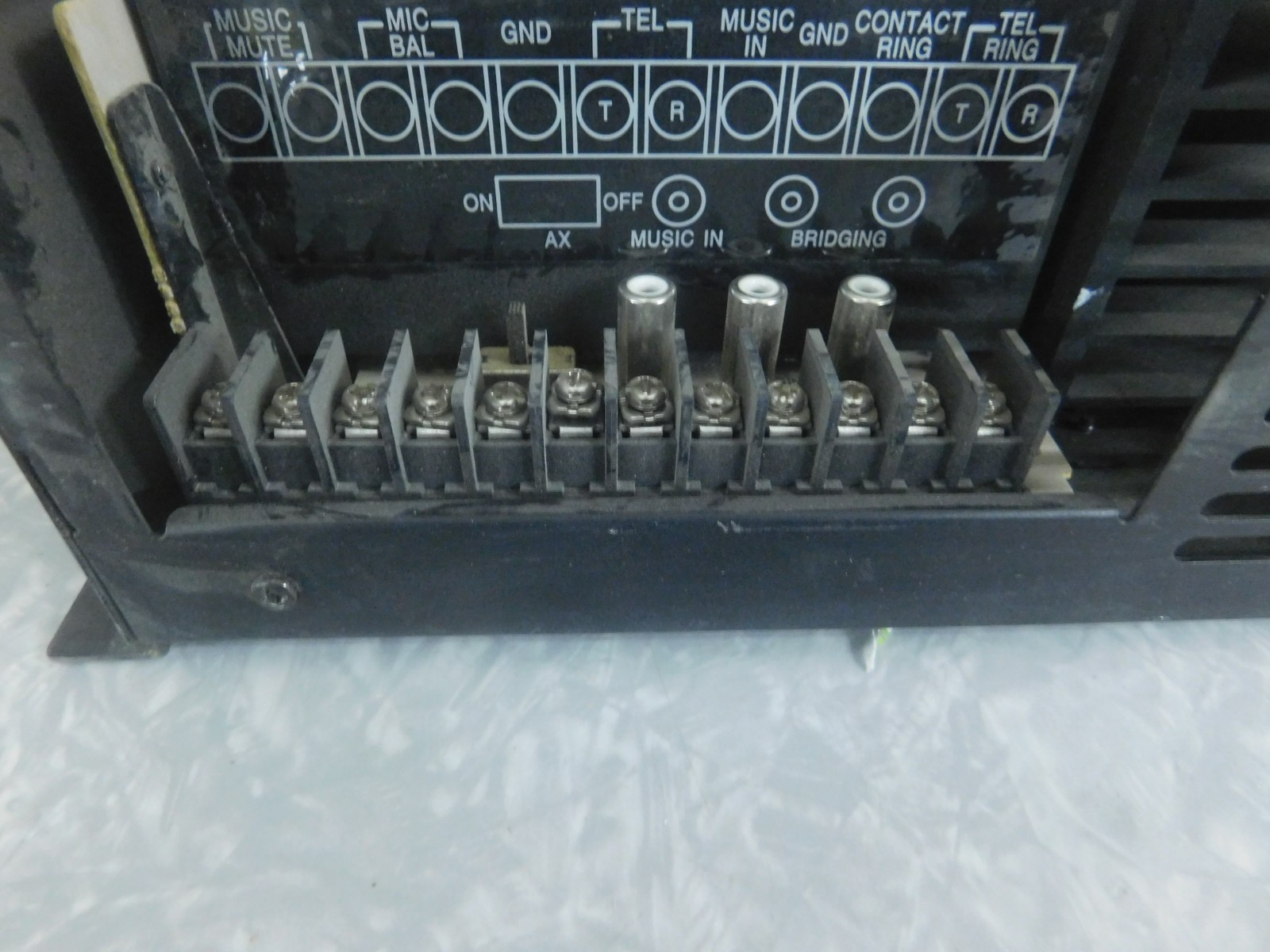 Bogen Communications TPU-60B 60 Watt Amplifier *Crackling Noise*