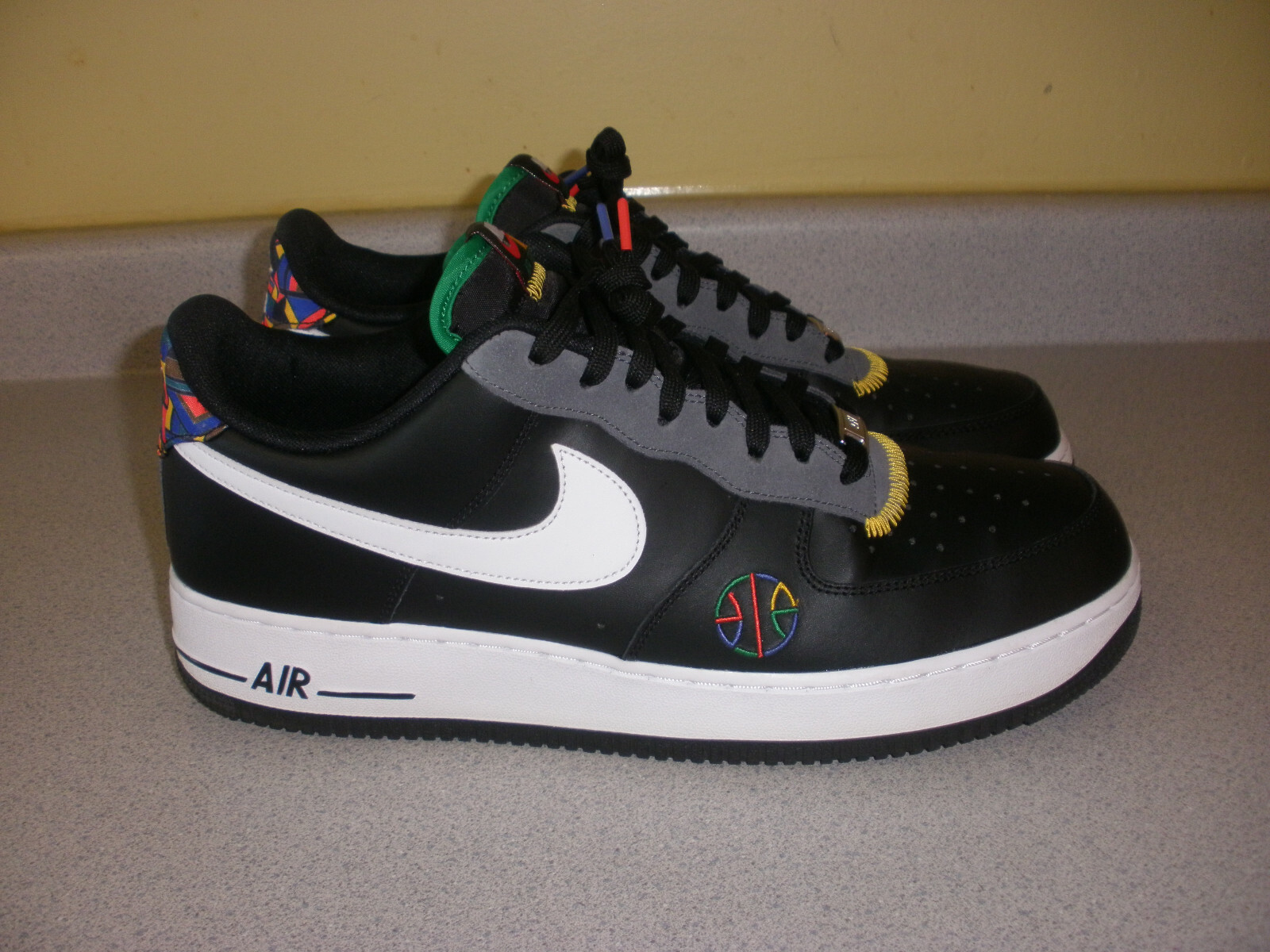 NWOB NIKE AIR FORCE 1 '07 LV8 URBAN JUNGLE GYM PACK DC1483