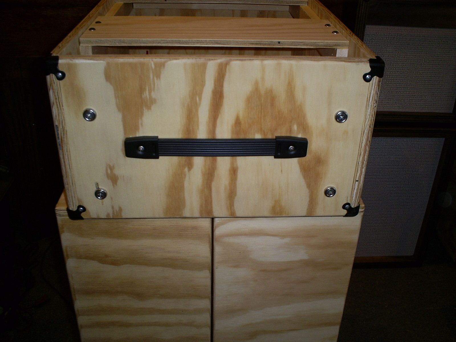 AUDIOZONE 1x15 combo cabinet, with new blank amp chassis, no speaker