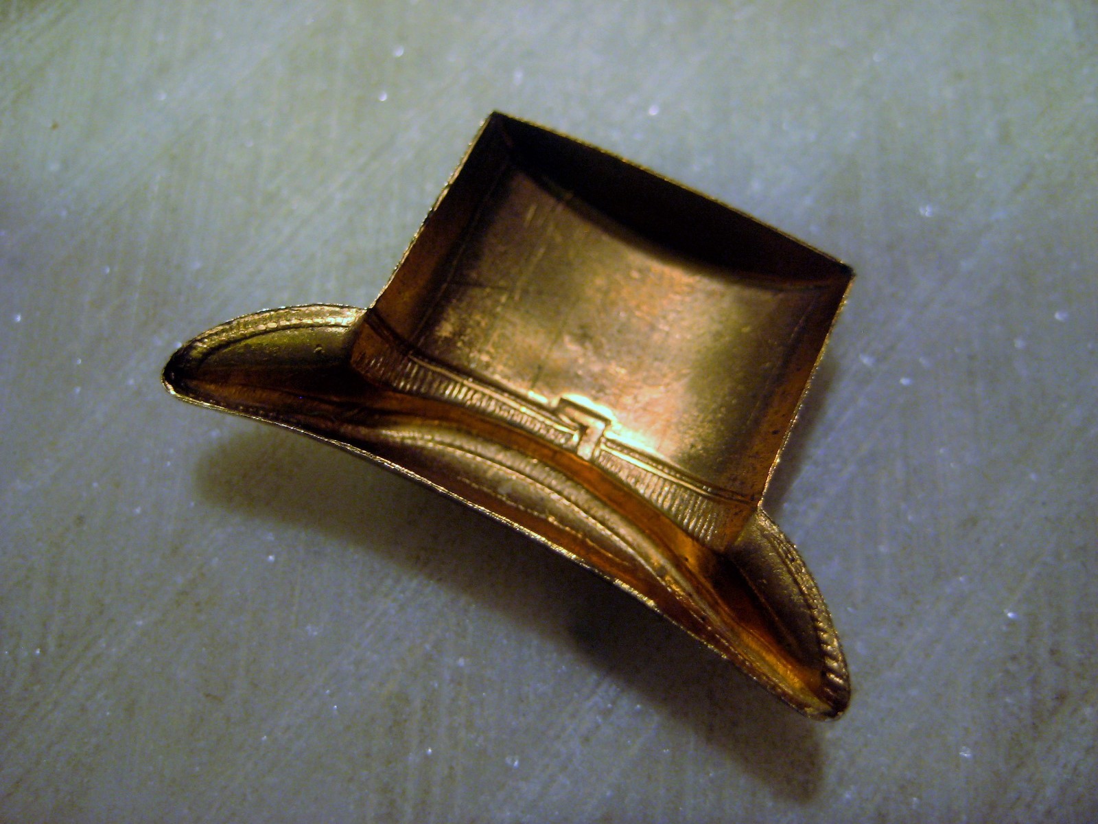 1 Vintage Brass Top Hat Stamping, Leprechaun Stove Top, Trim Embellishment