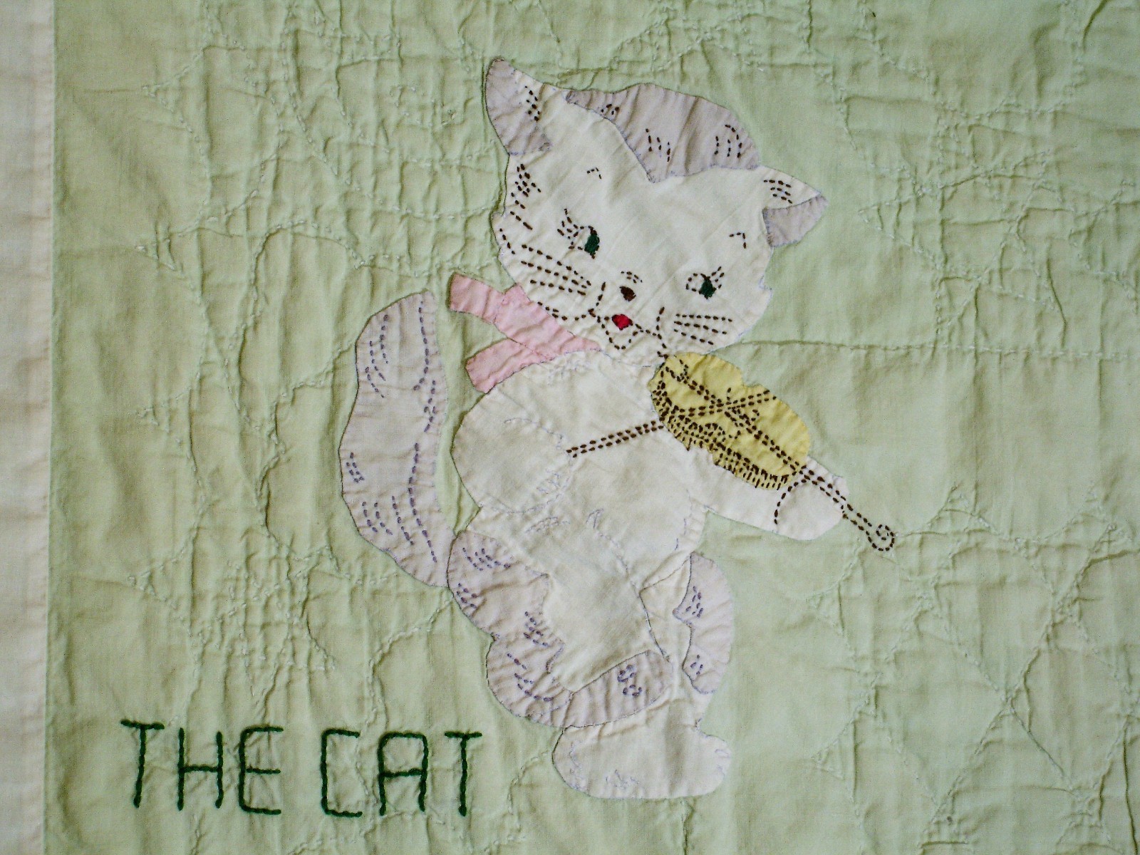 Q 20 Vintage Crib or Baby  Quilt Embroidered, Appliqued, Hey Diddle Diddle