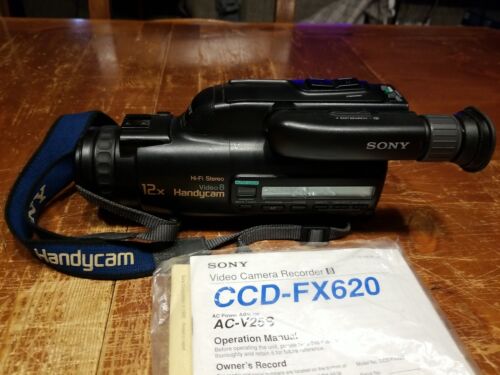 Sony (CCD-FX620) Video 8 Handycam (Video Camera Recorder Sony (CCD-FX620) Video 8 Handycam (Video Camera Recorder