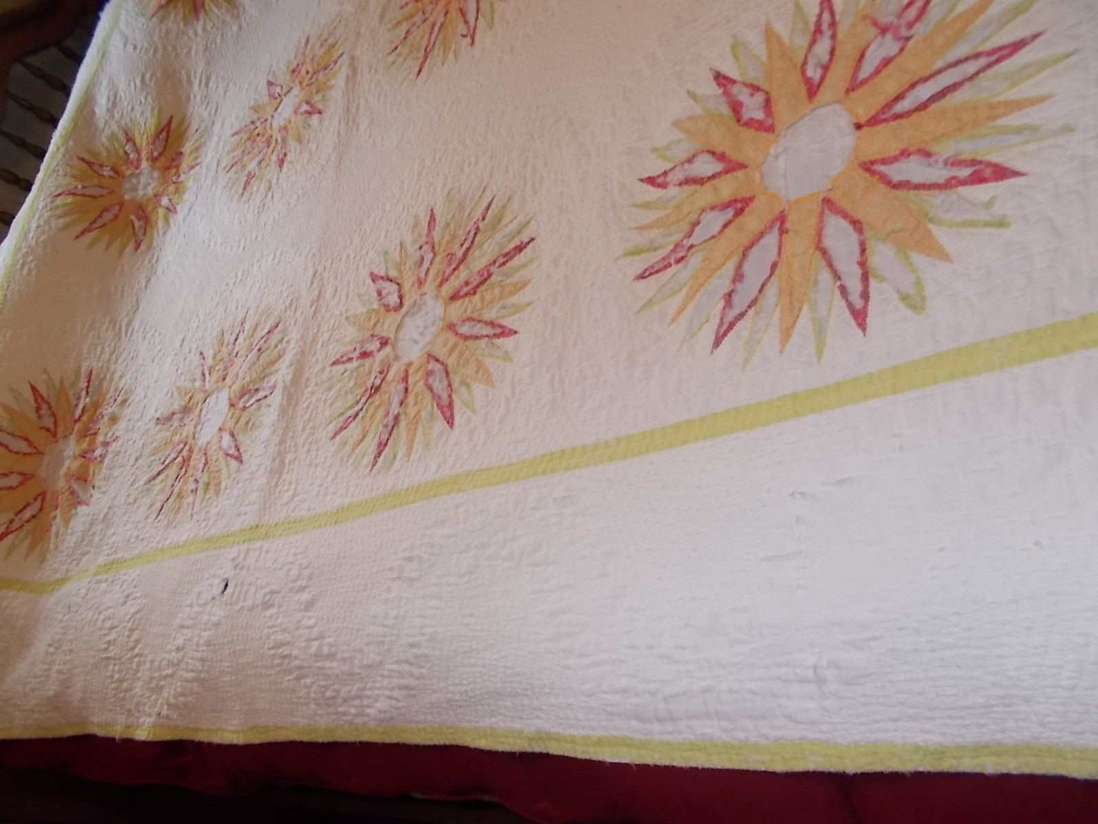 Vintage/Antique Bright Starbrust Design Crafted Hand Appliqued Quilted 78