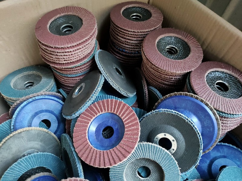 Dischi Lamellari Grane Miste Diametro 115 125 Zirconio E Corindone Made In Italy