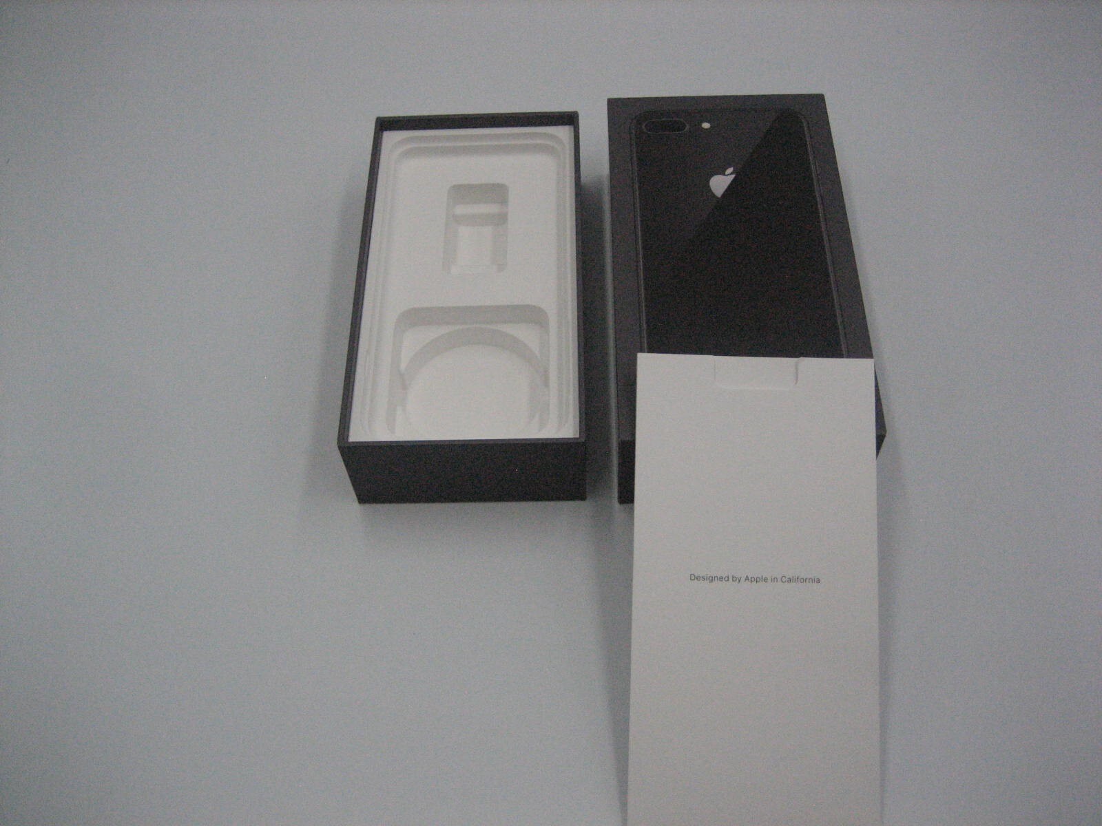 Apple iPhone 8 Space Gray 256GB Original Retail Packaging