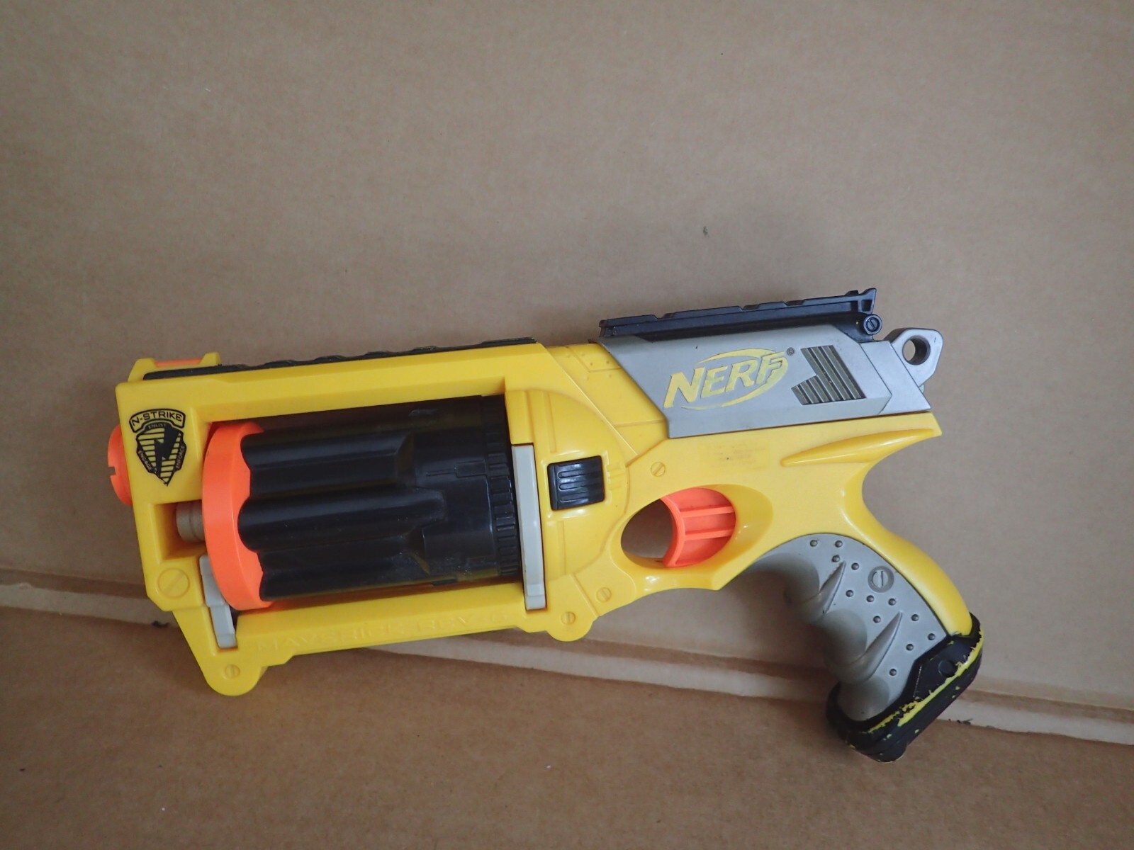 Yellow Nerf N-Strike Maverick REV-6 Revolver Dart Gun | eBay