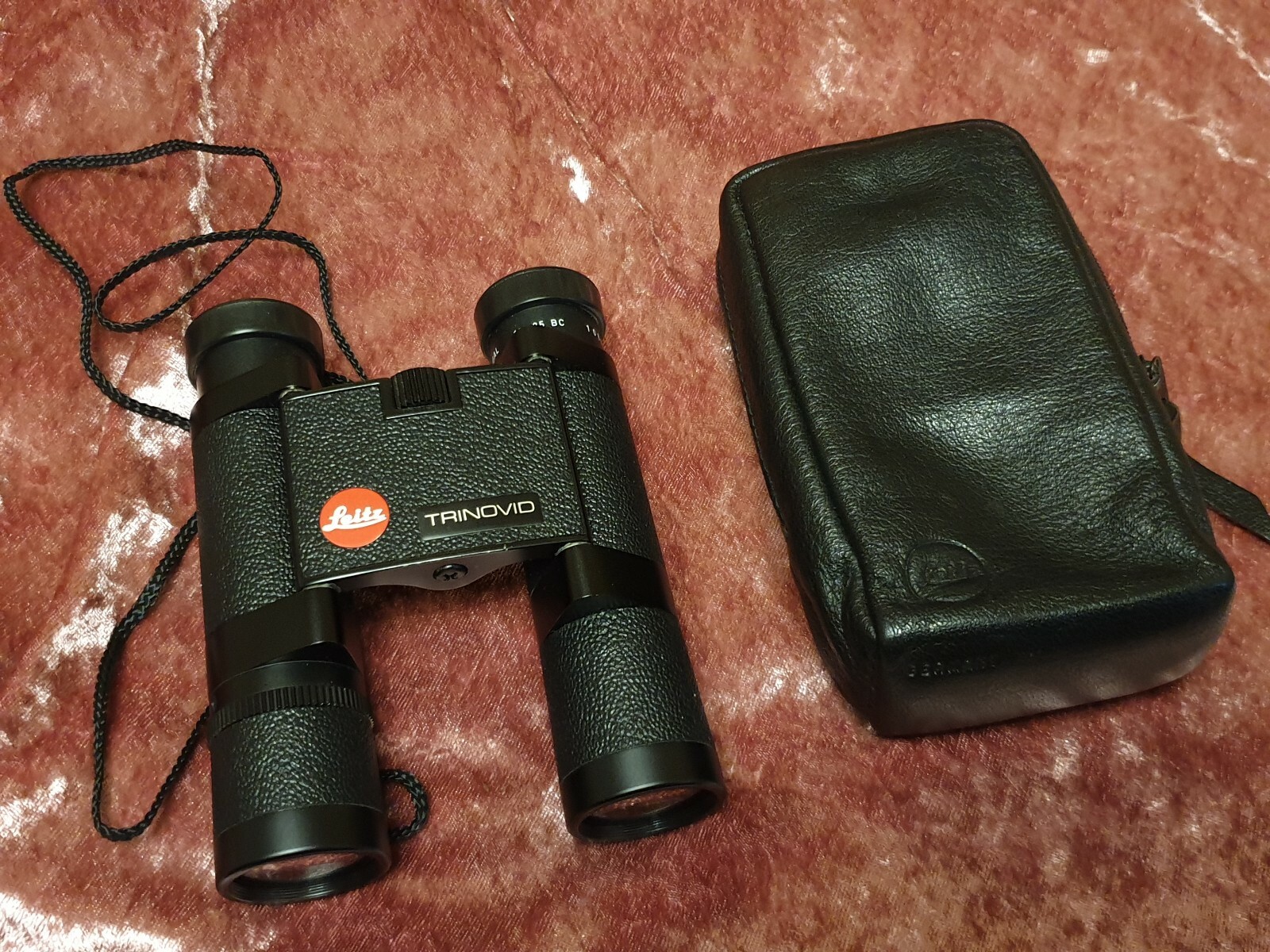 Leica Entfernungsmesser Fernglas : Feines geschütztes fernglas leitz leica trinovid