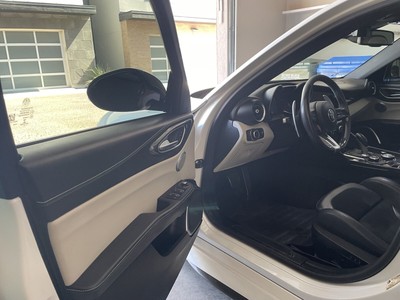 image 18 of interior