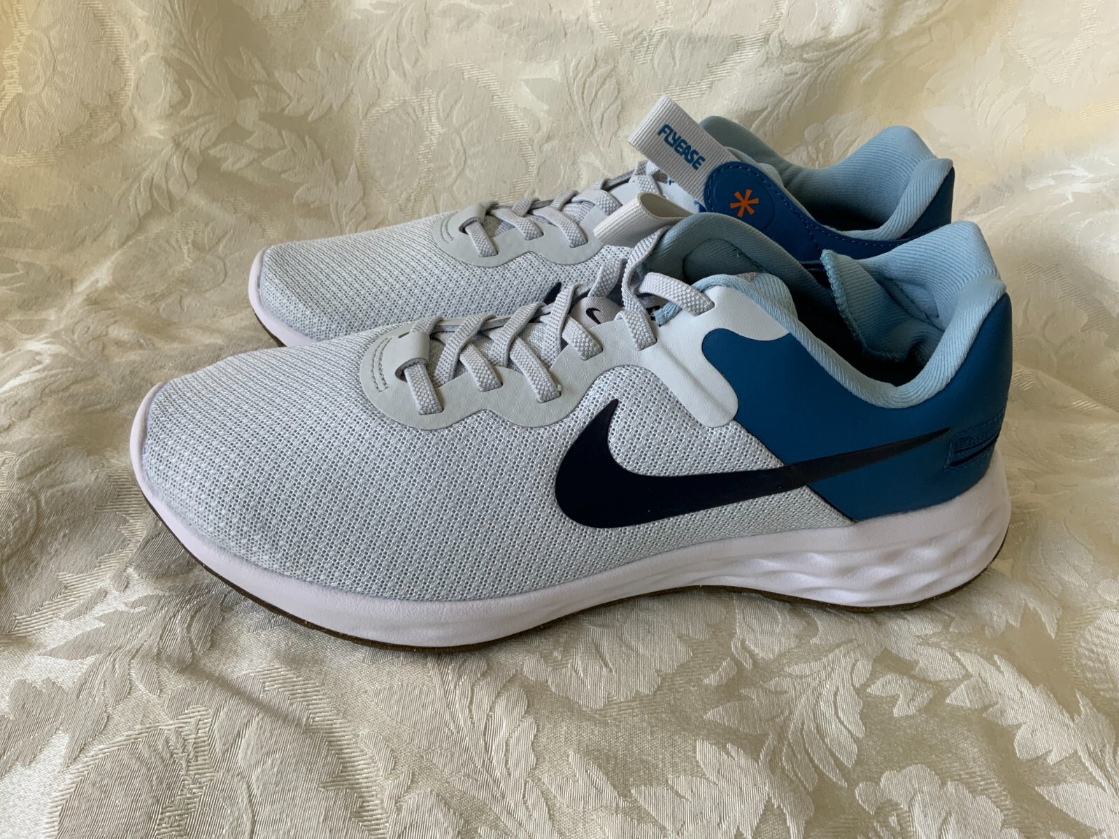 Revolution
杉本　博司 / Hiroshi Sugimoto Men's Nike Revolution 8 Road Running Sneakers Black
