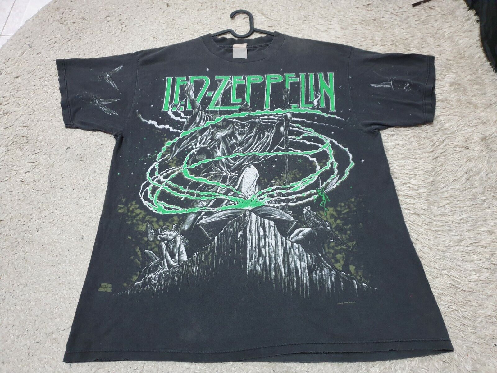 Rare Vintage 90s Led Zeppelin Wizard all over print Rare Vintage 90s Led Zeppelin Wizard all over print