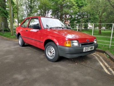 1987 Ford Escort 1.3 L 3dr Mk4 Hatchback Petrol Manual