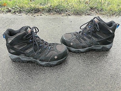 merrell moab 2 vent mid waterproof