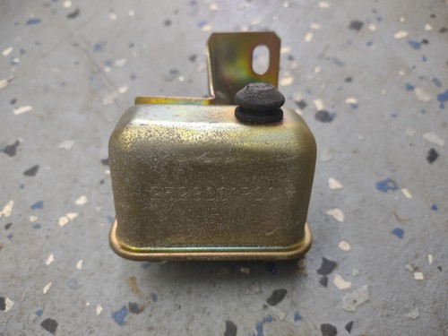 84-86 Nissan 300zx Z31 Hold Relay 25230-01P00 (87-89?) | eBay