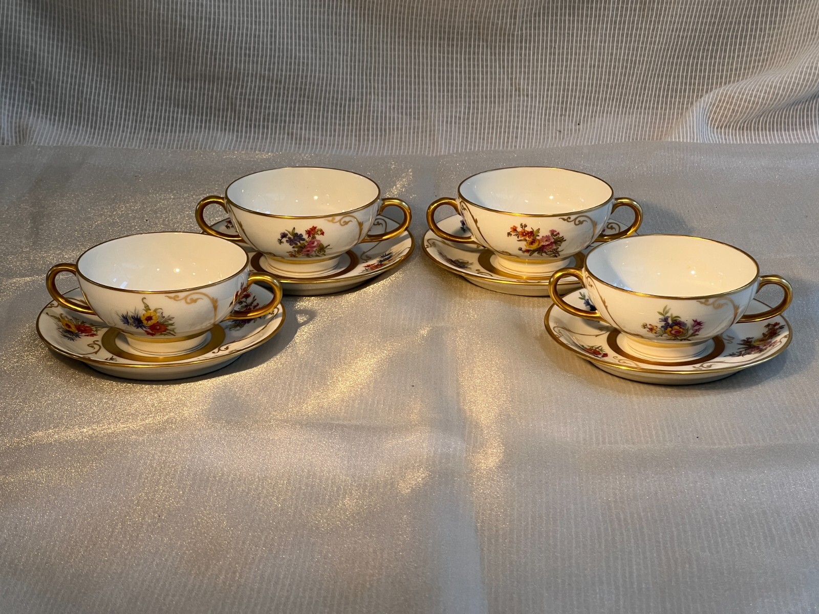 フランスブロカント お皿2枚 Limoges EX 4-place Vintage French Limoges Two-Handle Bullion / Broth