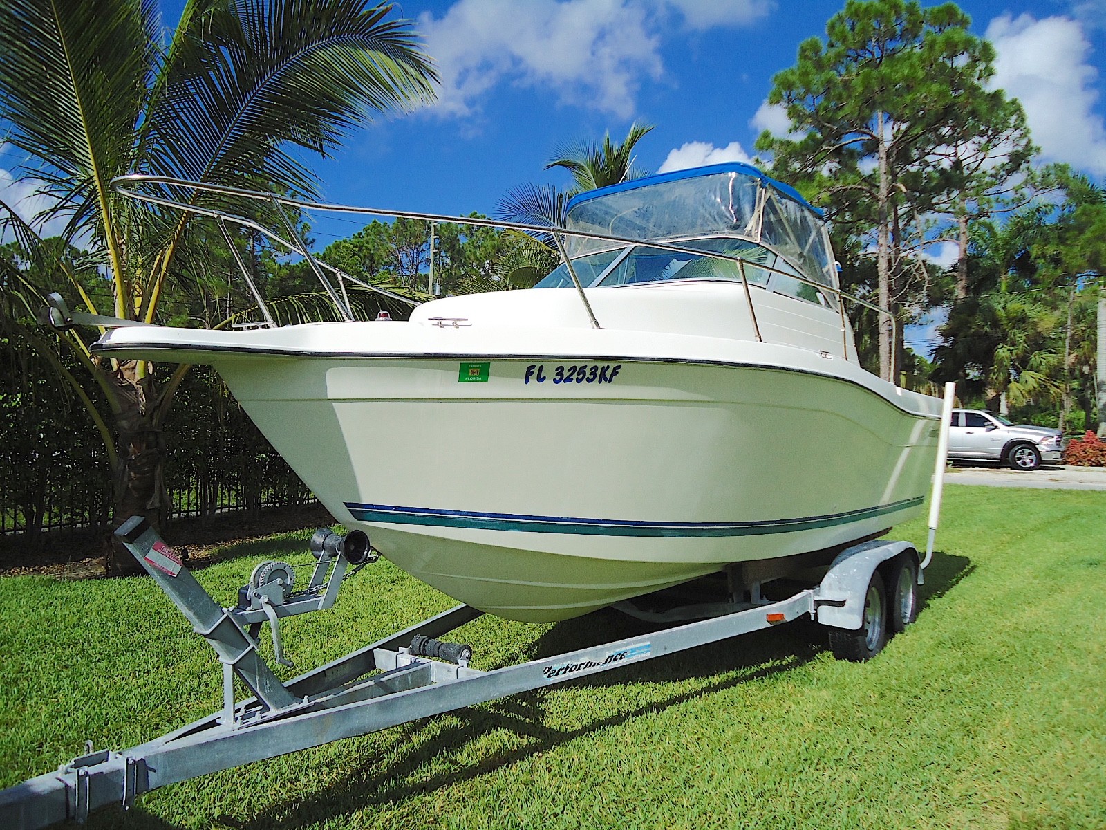 1997 Seaswirl 2100 WA w/ Johnson 130hp Great Condition