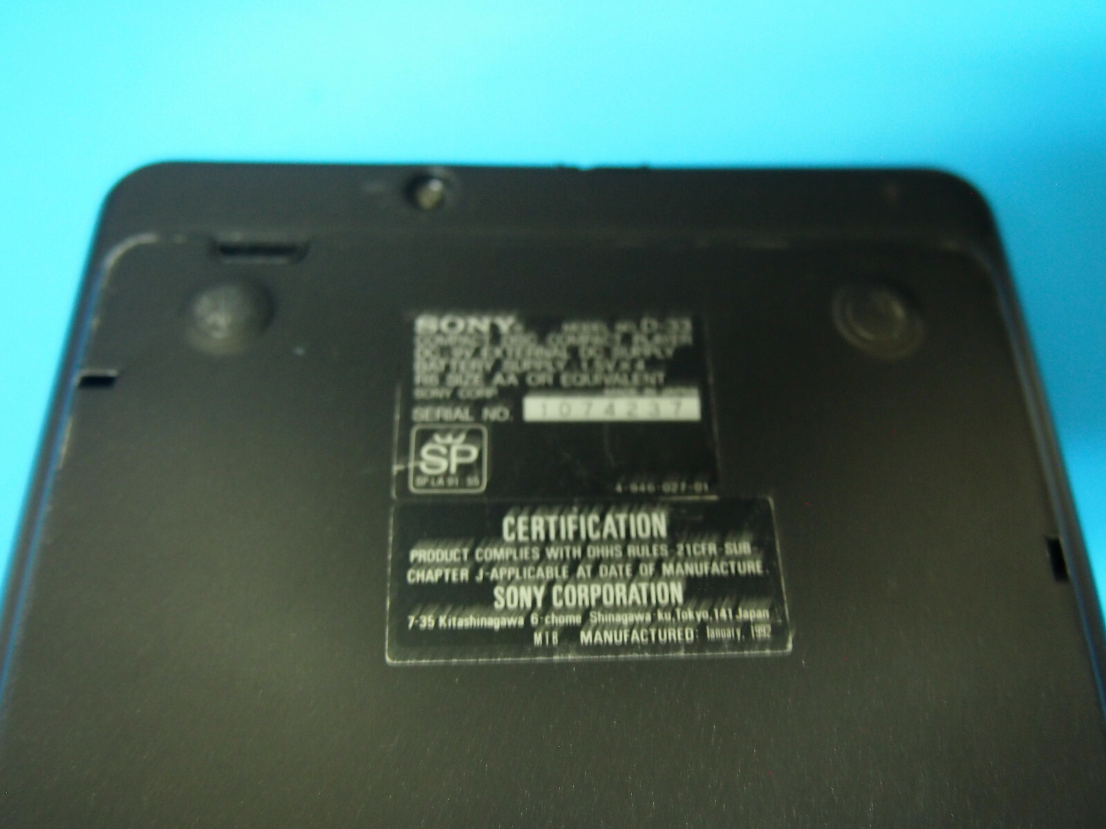 Sony Discman D-33 Portable Compact CD Player Mega Bass NOT WORKING