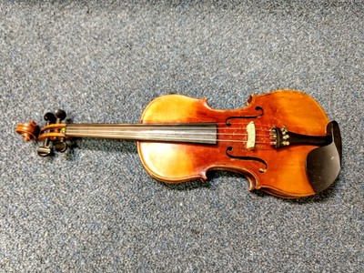 Aldric 4/4 Size Violin With Case and Bow