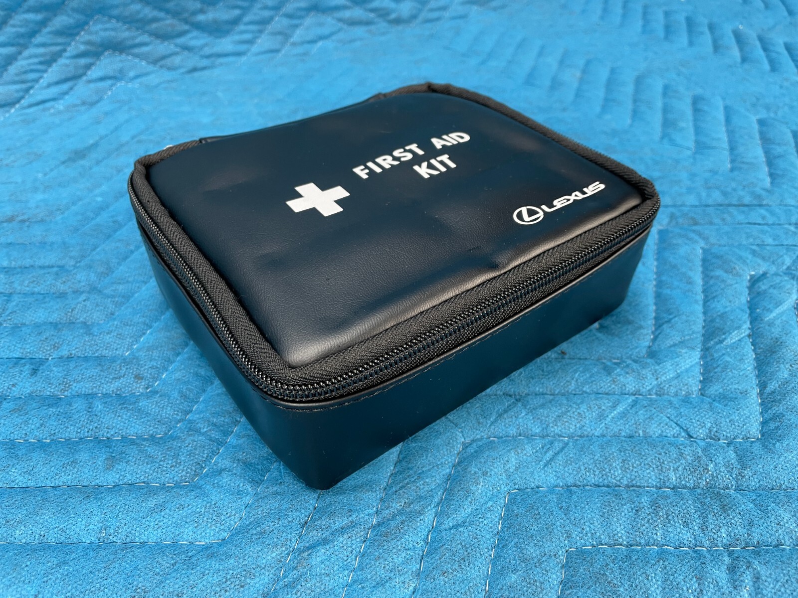 FIRST  aid Kit様用 d631b7b9-aa03-499c-b667-
