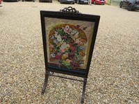 VICTORIAN  FIRE SCREEN  Manual