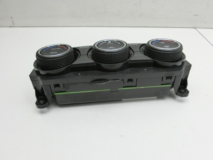 Subaru Forester IV SJ 12-16 Klimabedienteil Klimaautomatik Heizungsbetätigung Subaru Forester IV SJ 12-16... Vorschau 2
