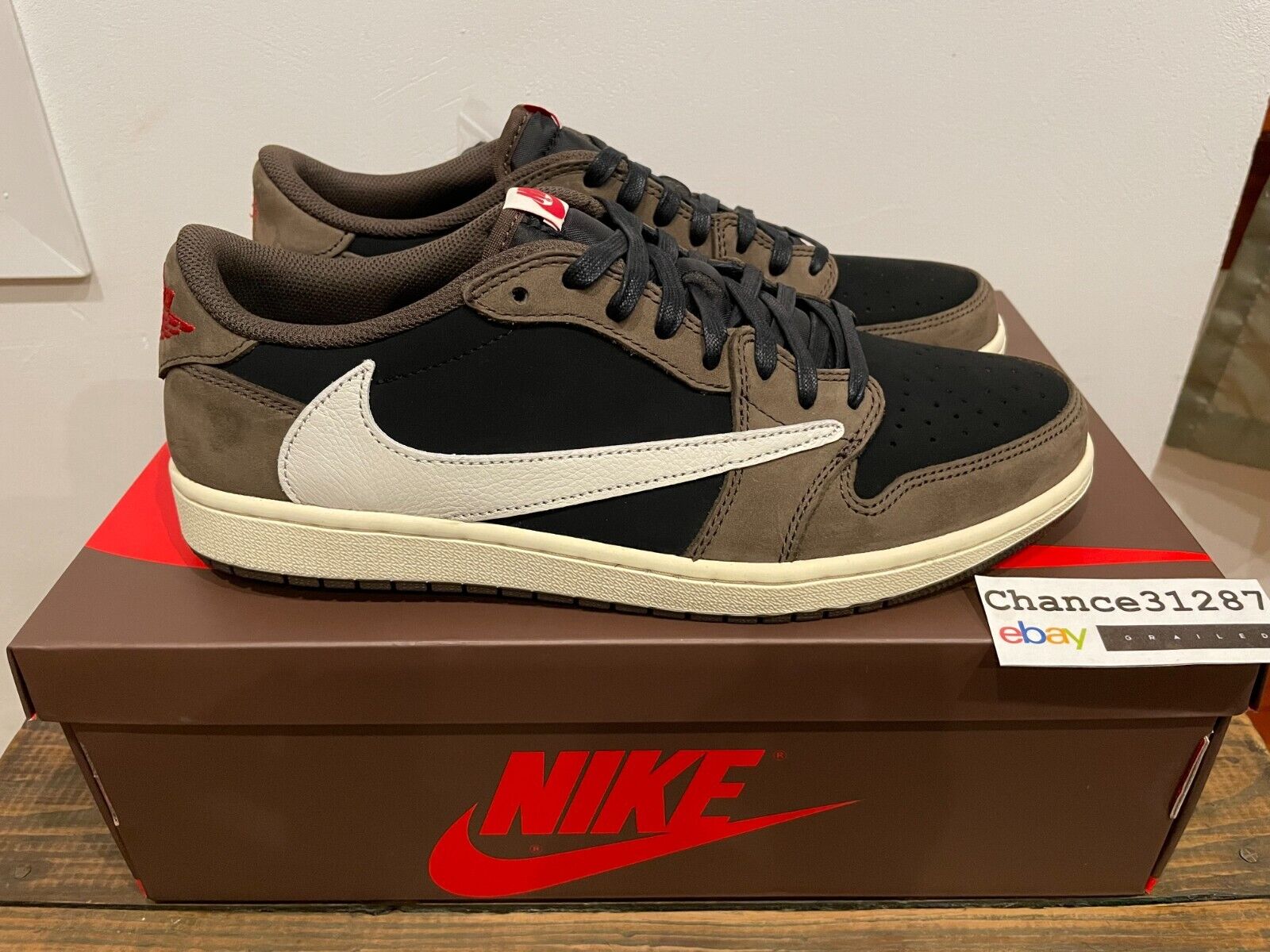Nike Air Jordan 1 Retro Low OG SP Travis Scott Mocha sz. 11 Nike Air Jordan 1 Retro Low OG SP Travis Scott Mocha sz. 11