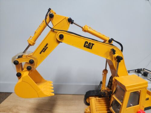 Vintage New Bright 1988  Caterpillar (Cat) Excavator 245D  - UNTESTED FOR PARTS!