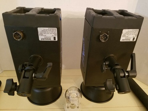 Pair Lifetouch by Broncolor Modelling lights ESS 250W  untested 