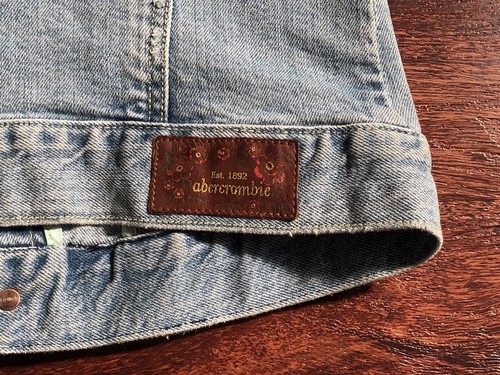 ABERCROMBIE Youth Girl's Light Wash Denim Stretch Button Down Sweater Size XL