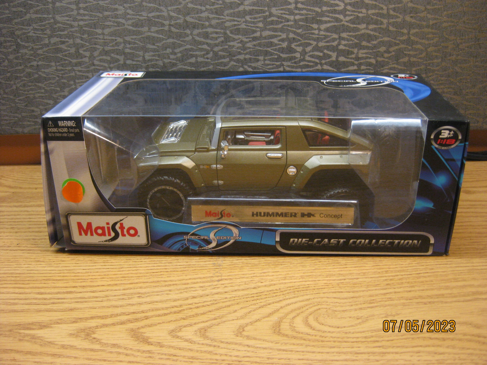 1/18 ミニカーHammer H3 1/18 ミニカーHammer H3 Hot Wheels HUMMER H3 1:18 RED