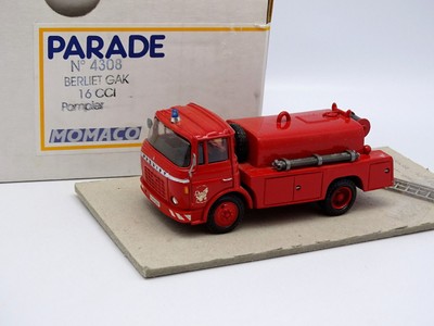 Parade Résine 1/43 Berliet GAK CCI Pompiers du Rhône