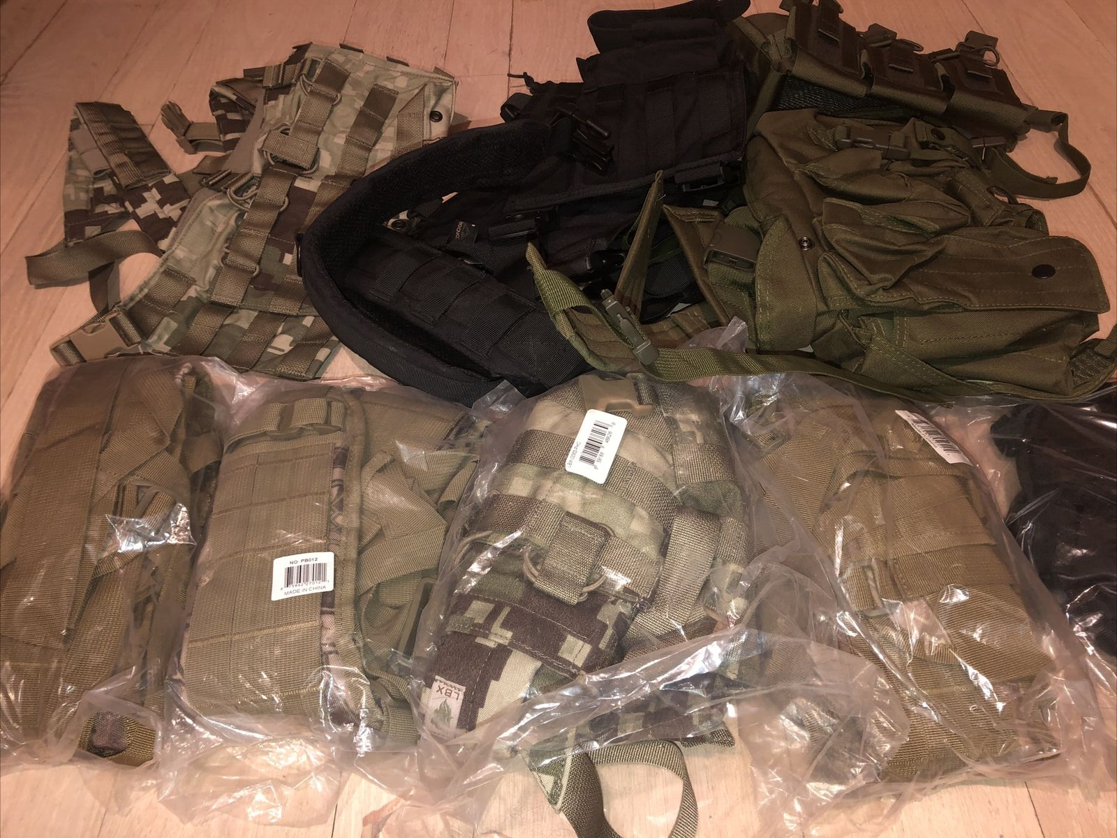Lot of Airsoft Harnesses and Other Tactical Gear (#2)