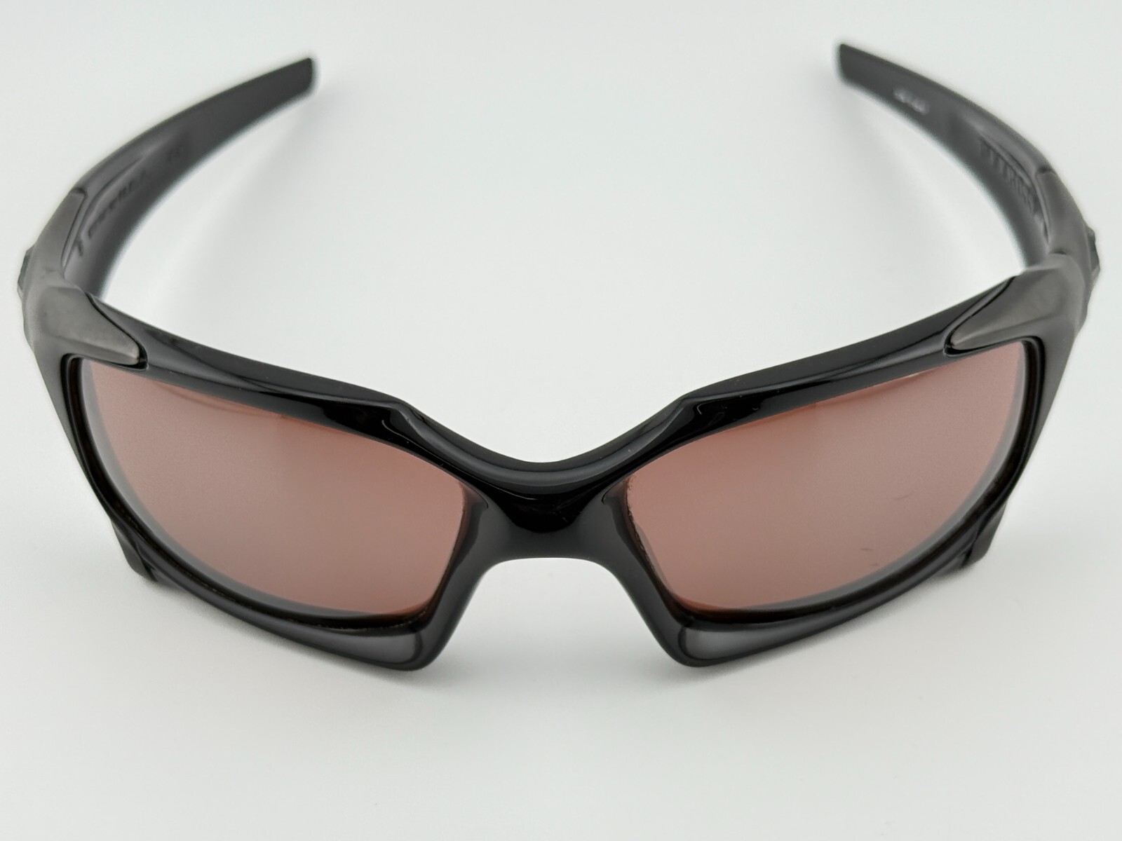 OAKLEY PITBOSS ポリッシャードブラック&ガンメタル(03-304) OAKLEY PITBOSS ポリッシャードブラック&ガンメタル(03-304