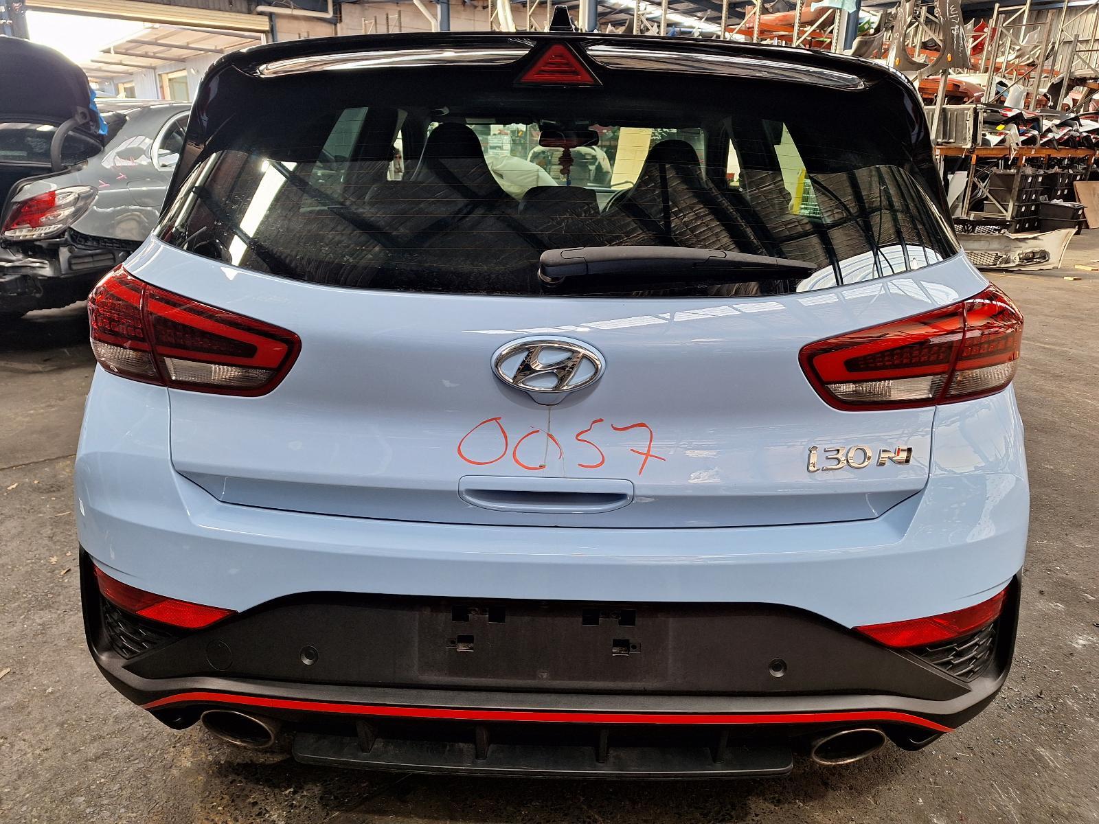 HYUNDAI I30 03/2021-2023 RIGHT FRONT HUB ASSEMBLY HATCHBACK/FASTBACK N TYPE - thumbnail 3