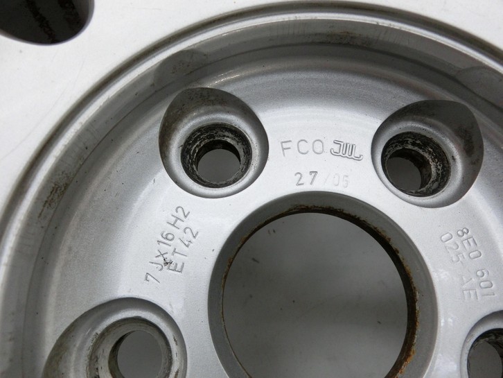 Audi A4 8E 04-08 1 x Felge Aluminiumfelge 16 Zoll 5X112 Audi A4 8E 04-08 12.09.2005 gebraucht Bild 5