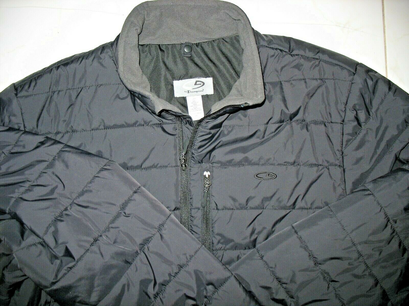 CHAMPION - XXL - BLACK - QUILTED NYLON LINED ZIPPER FRONT
