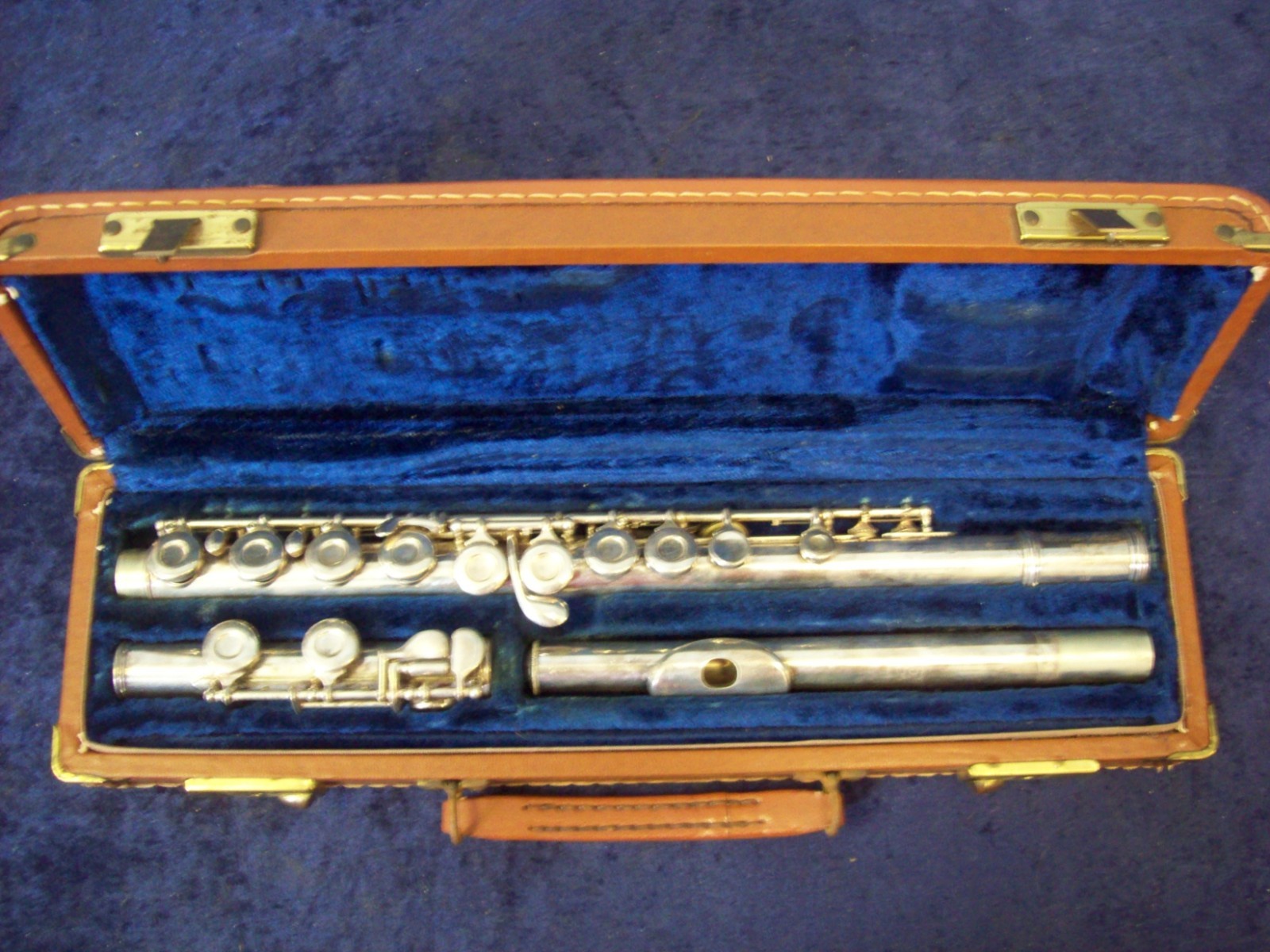 VINTAGE K.G. GEMEINHARDT CO. INC. M2 FLUTE + ORIGINAL CASE ELKHART, IND. U.S.A.