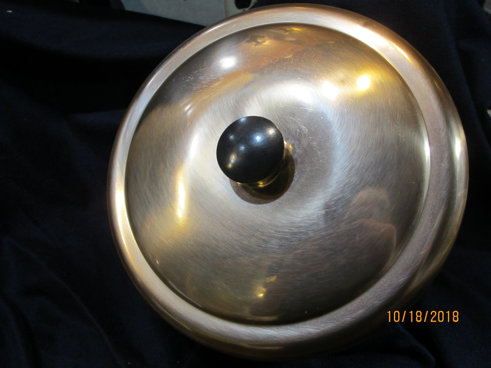 VTG COPPER COLORED ALUMINUM WEST BEND CAKE SAVER COVER GIRL & BOY BIRTHDAY EUC