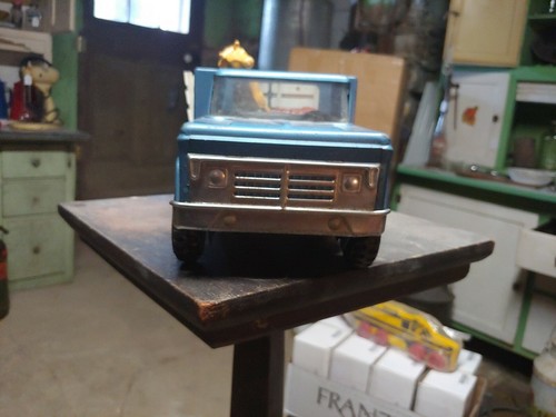 Structo Livestock Truck With Sides And 2 Cows