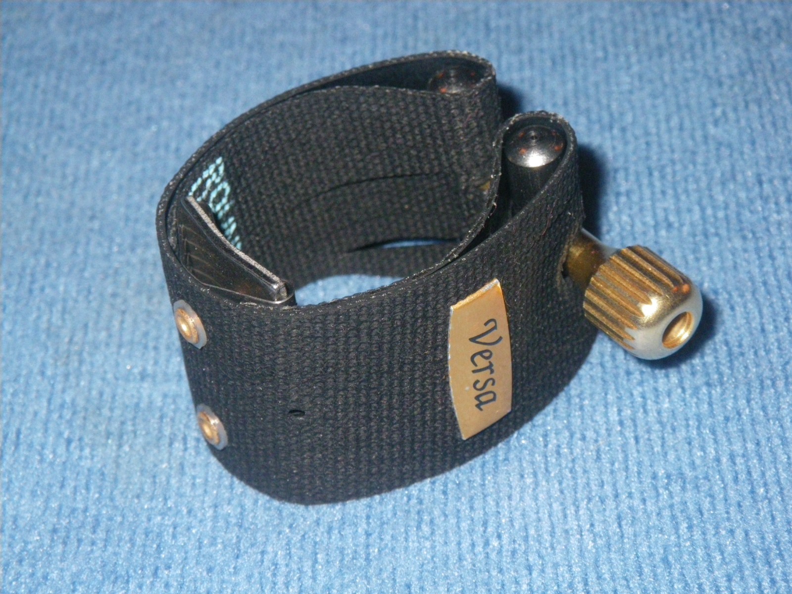 ROVNER THE VERSA LIGATURE ハードラバー　V-2R ROVNER VERSA SAXOPHONE LIGATURE - V-2R for HARD RUBBER TENOR