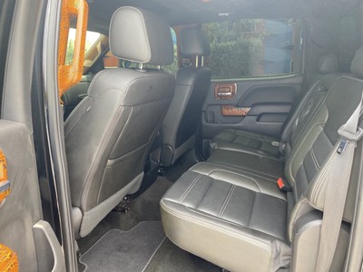 image 8 of interior