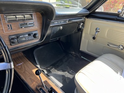 image 3 of interior