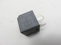 Citroen C4 III 20-24 Relais 35A Citroen C4 III 20-24 26.09.2024 9805925780 9805925780 gebraucht Vorschau 2