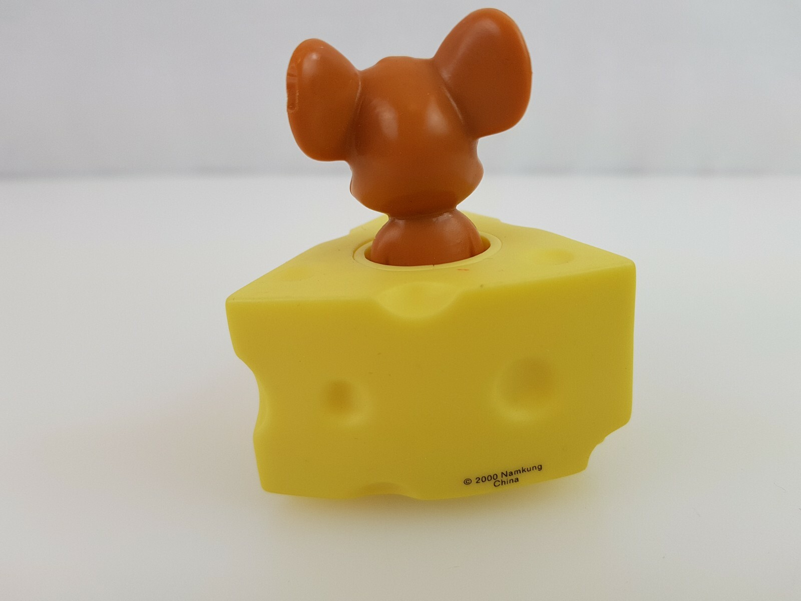 Cartoon Network TOM JERRY Pull Back Go Mouse Cheese Toy Vehicle Collectible Car