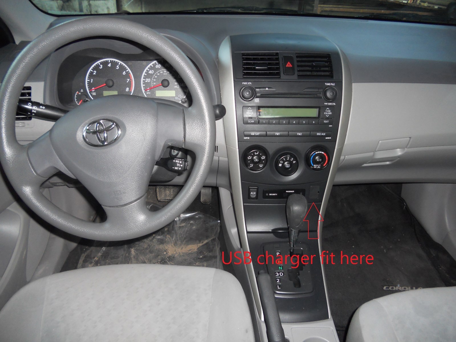 MIT TOYOTA COROLLA 20092013 Dual USB port 2.1A Adapter power charger