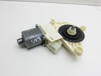 Mercedes W176 A200 12-15 Lim Fensterhebermotor Links Vorne Mercedes W176 A200 12-15 05.11.2012 A2469065100... Vorschau 2