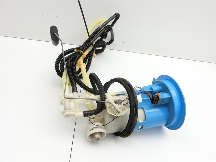 VW Tiguan I 5N 07-11 TSI 1,4 110KW Kraftstoffpumpe Kraftstoff Förderpumpe Tankgeber VW Tiguan I 5N 07-11 17.06.2010... Vorschau 3